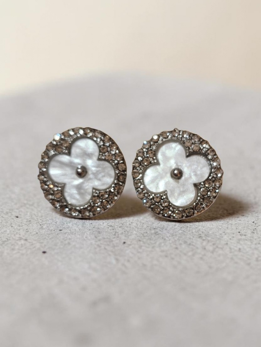 New Elegant White & Silver Tone Mother-of-Pearl Clover Crystal Stud Earrings